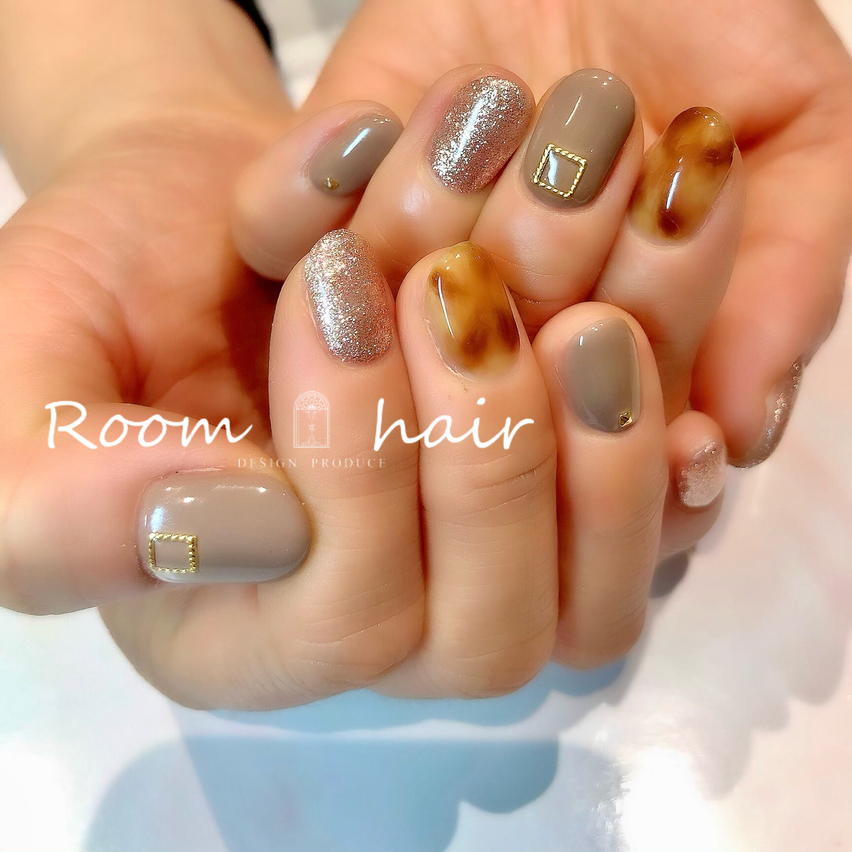 お客様ネイルデザイン フォトroom Hair ルームヘア 半個室のプライベート美容室 渋谷 杉並 世田谷 新宿